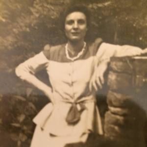 Meet your Posher, Kay